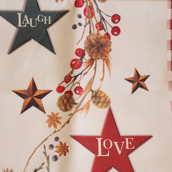 Table runner - Picture 3 of 3